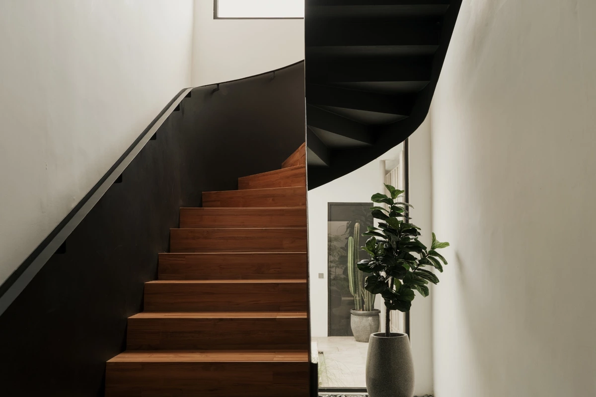 drevené obklady schodov | LESK